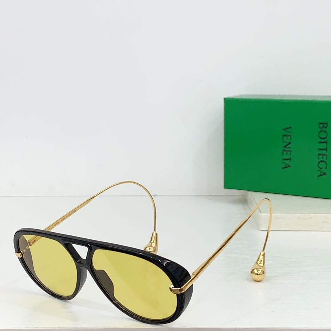 Bottega Veneta Sunglasses